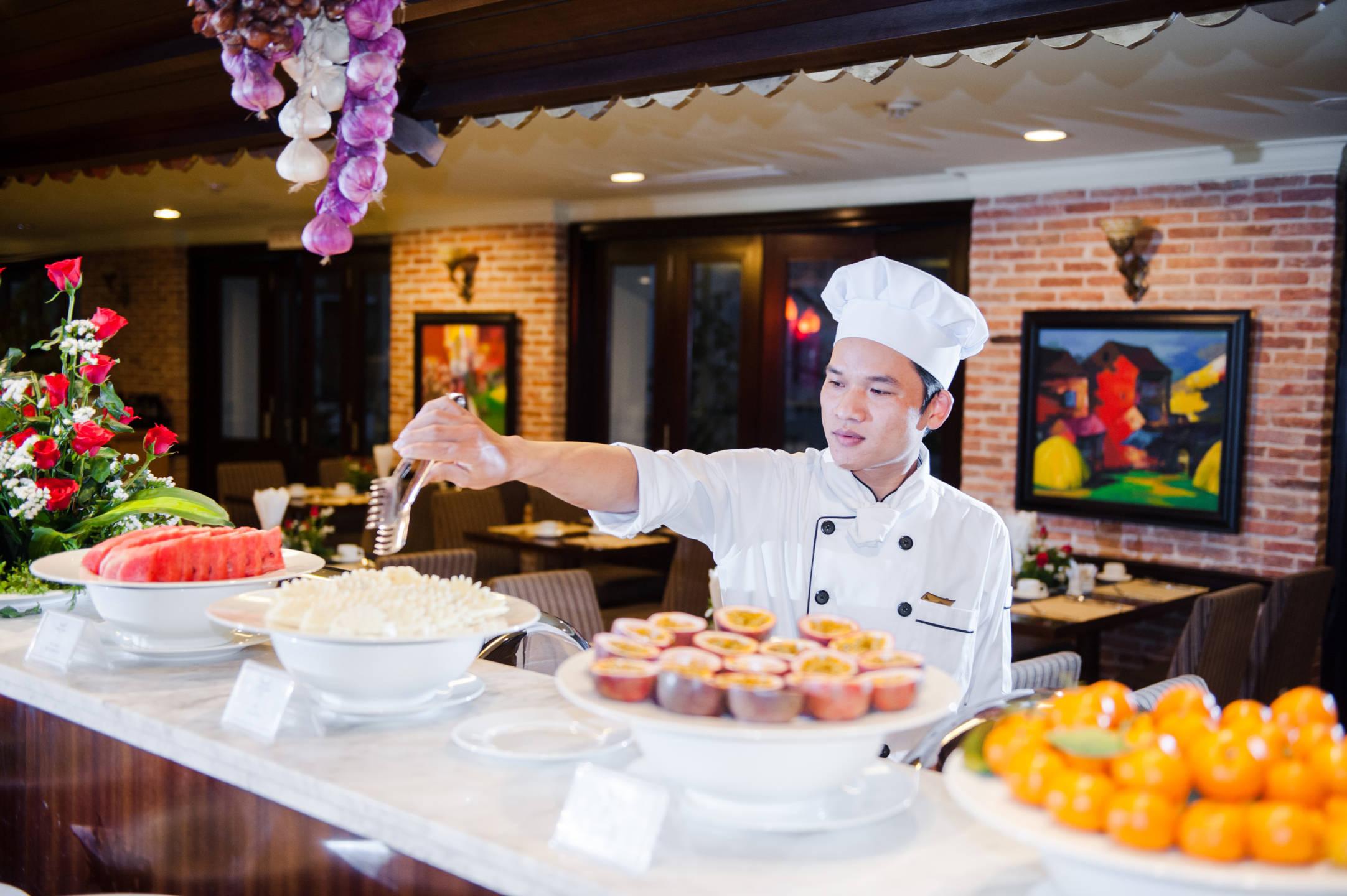 Muong Thanh Holiday Hue Hotel Exterior foto