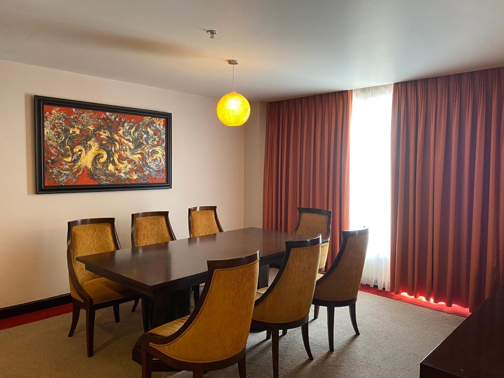 Muong Thanh Holiday Hue Hotel Habitación foto