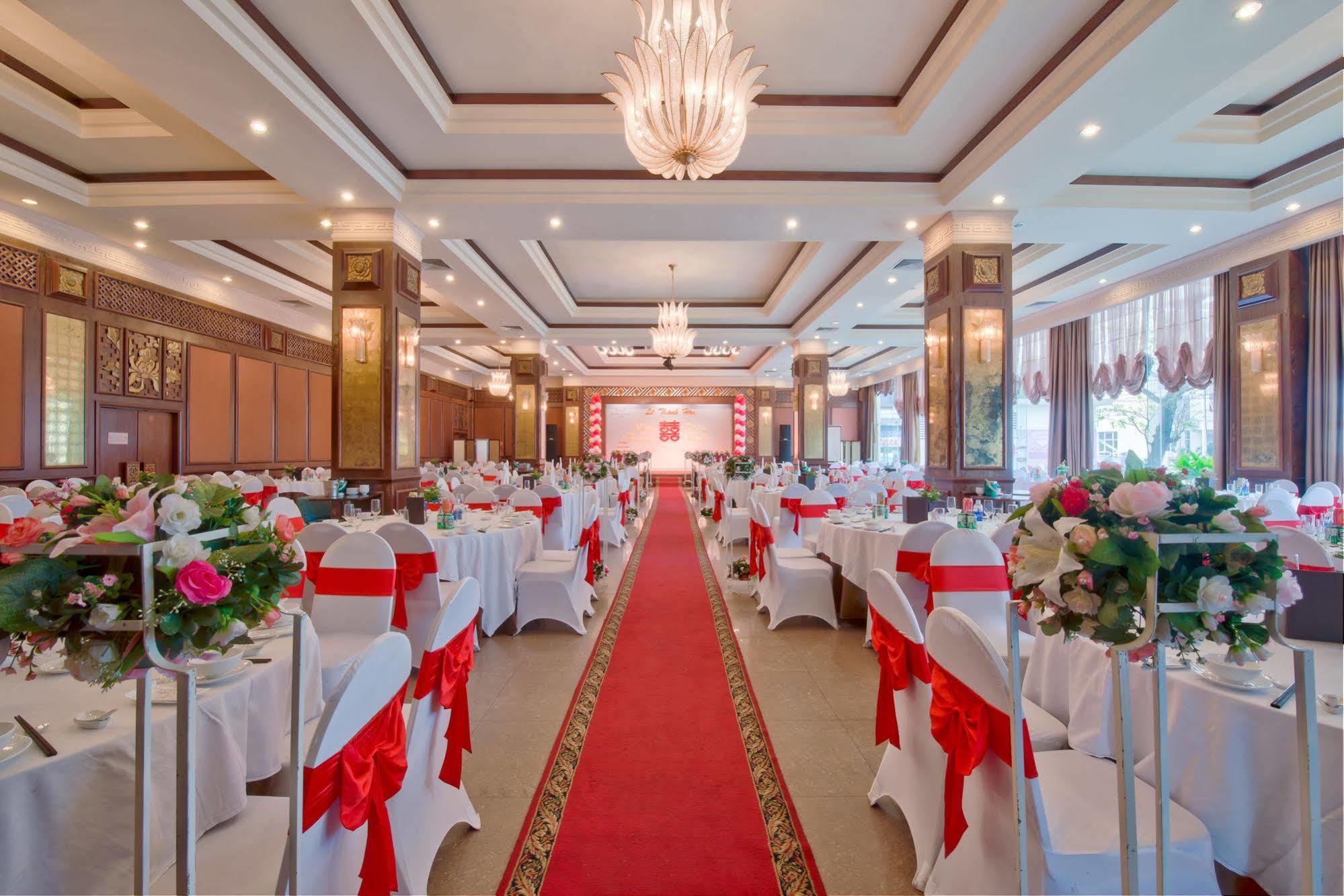 Muong Thanh Holiday Hue Hotel Exterior foto